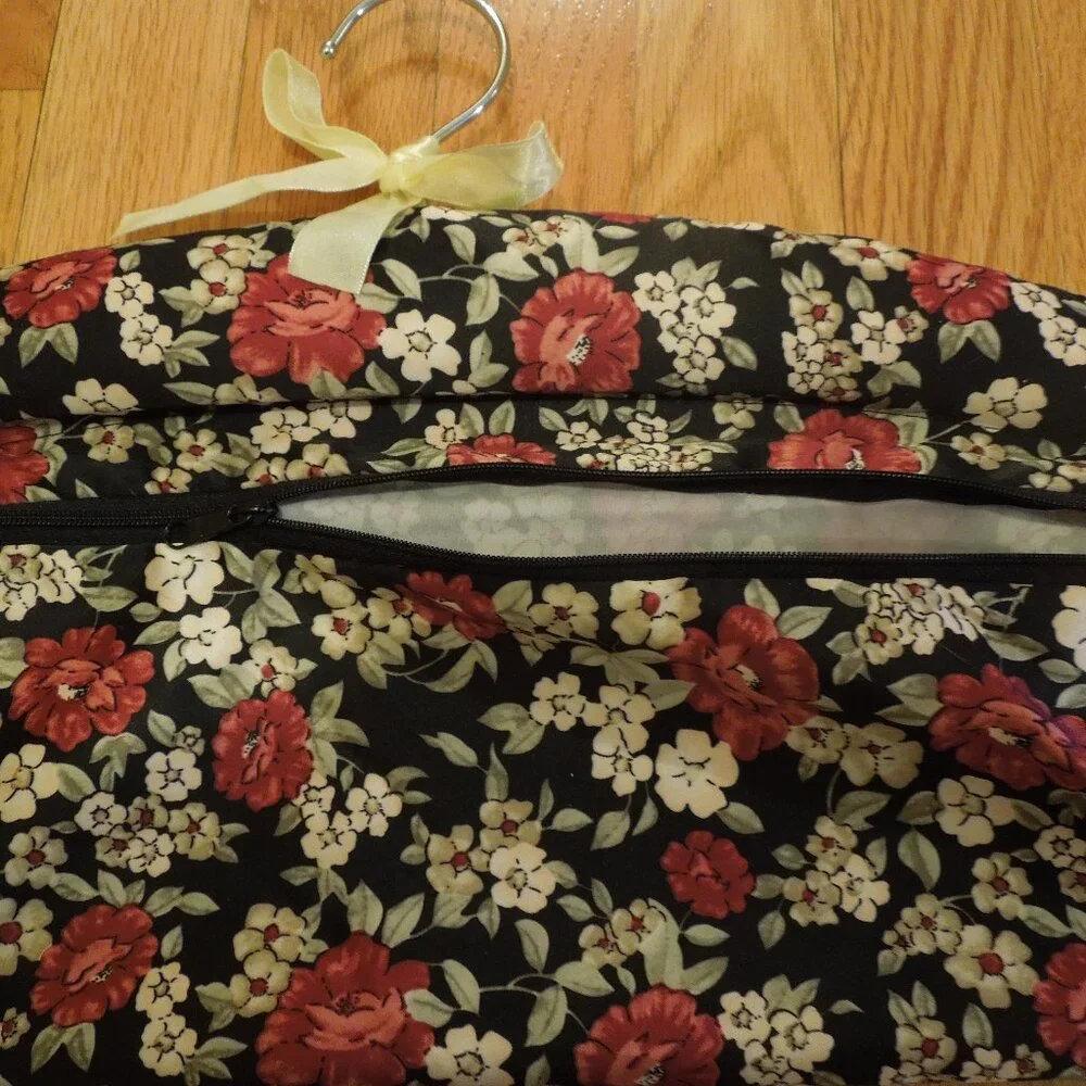 Floral Padded Hanger Secret Closet Safe